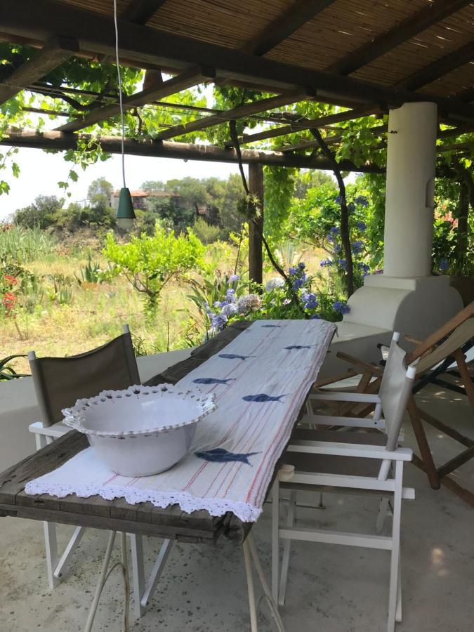 B&B Al Salvatore Di Lipari Экстерьер фото