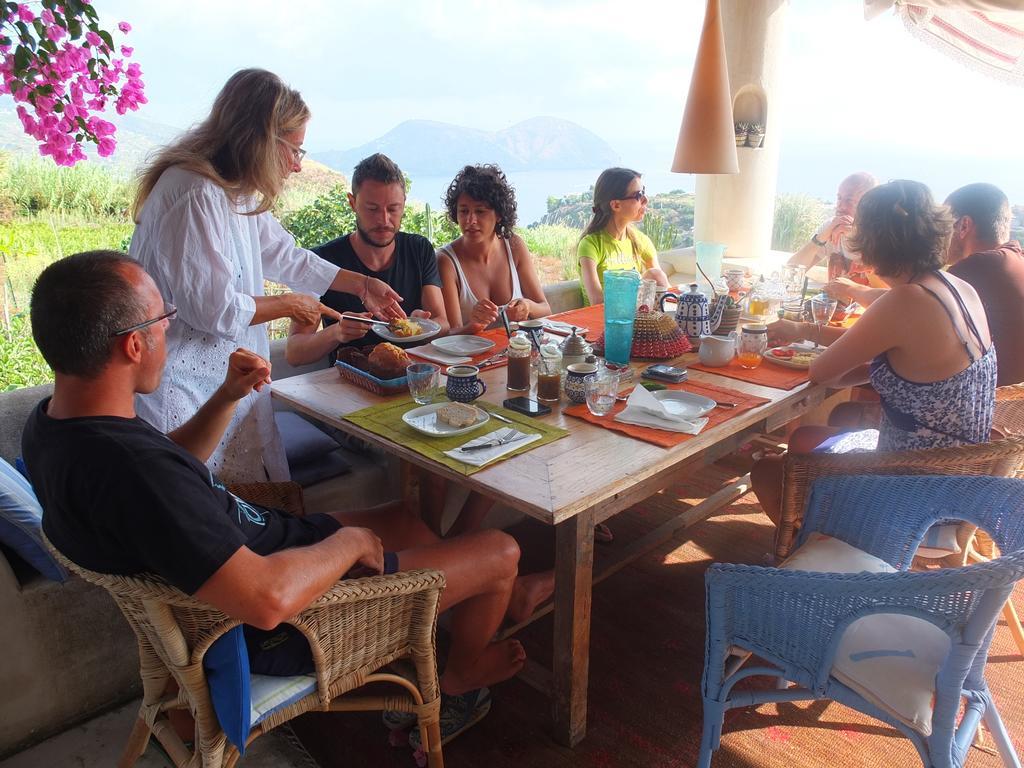 B&B Al Salvatore Di Lipari Экстерьер фото