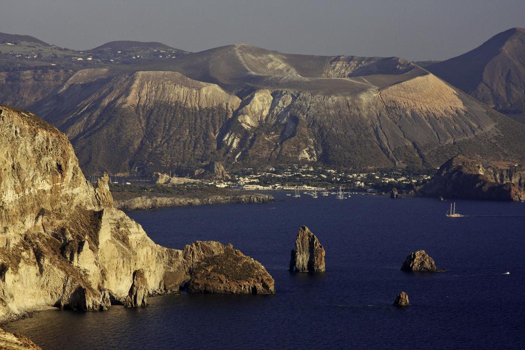B&B Al Salvatore Di Lipari Экстерьер фото