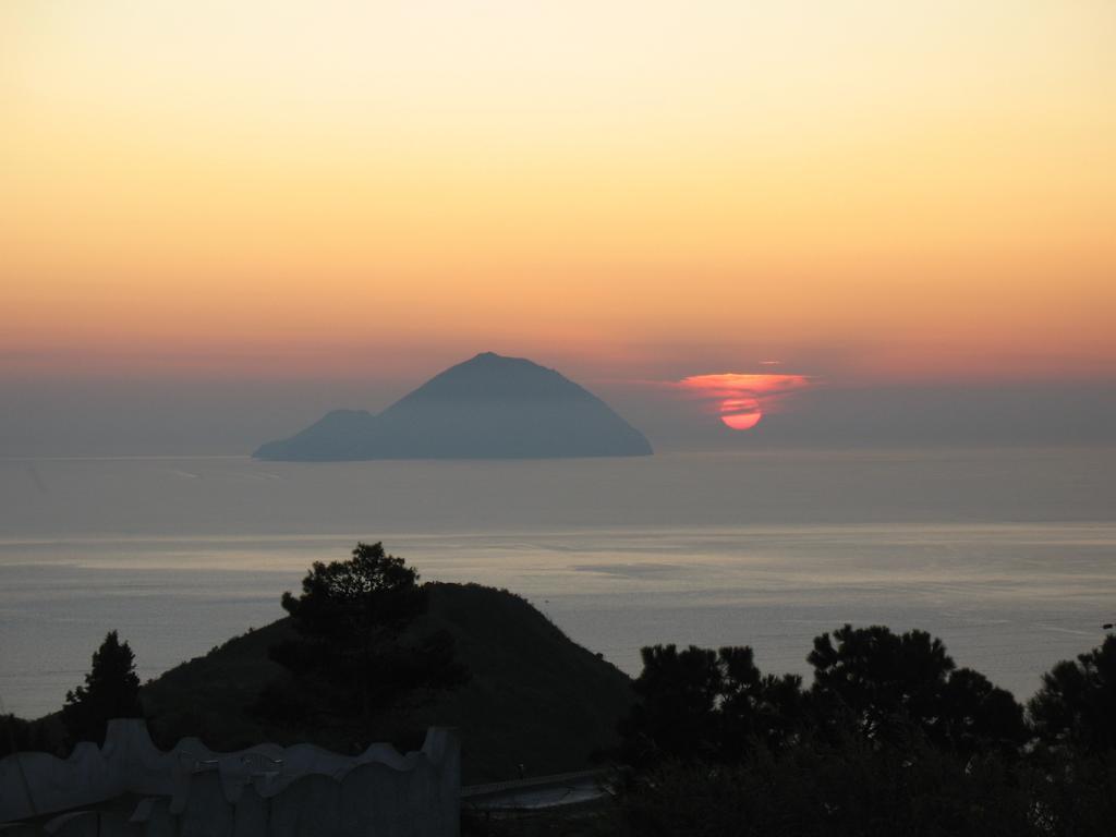 B&B Al Salvatore Di Lipari Экстерьер фото