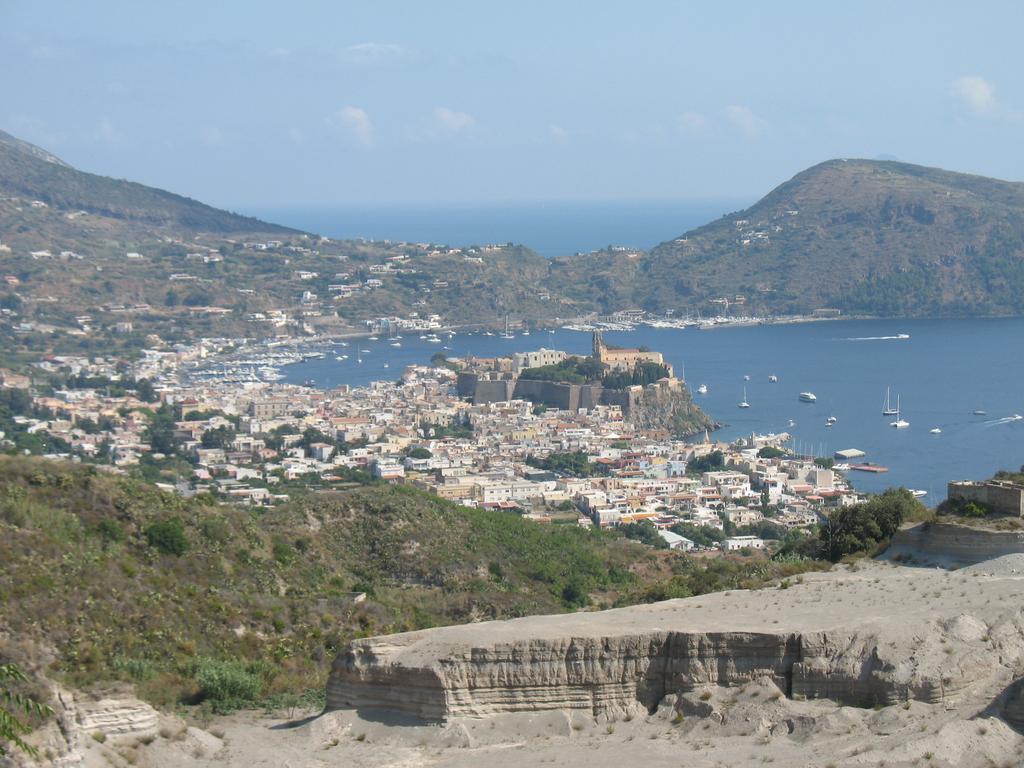 B&B Al Salvatore Di Lipari Экстерьер фото