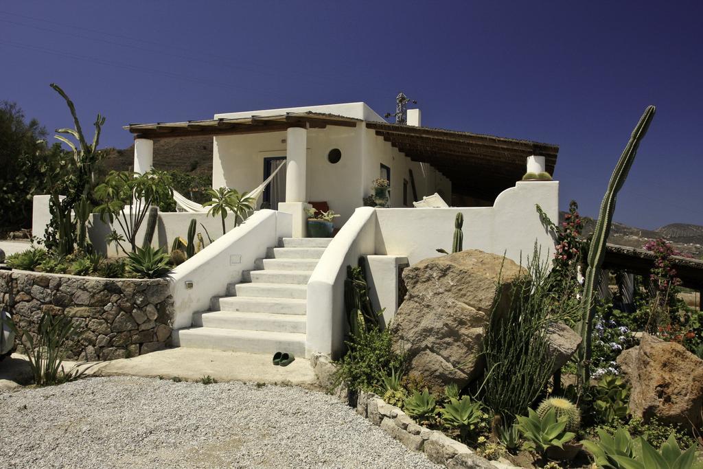 B&B Al Salvatore Di Lipari Экстерьер фото